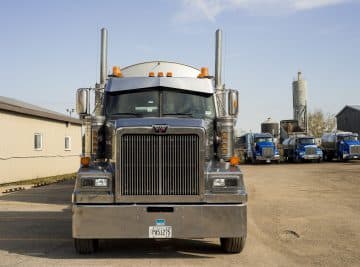 Truck 819 – Trailer 913
